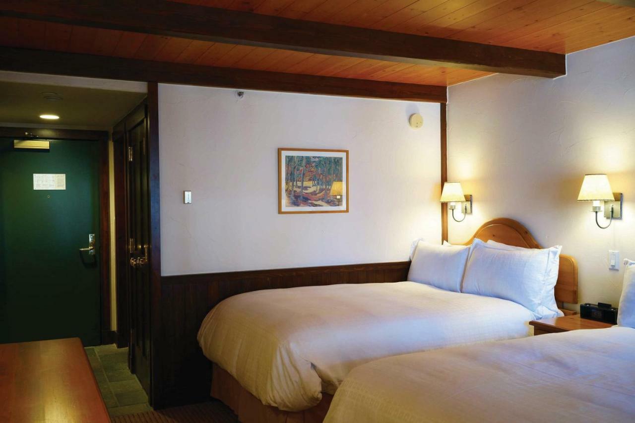 Post And Hotel